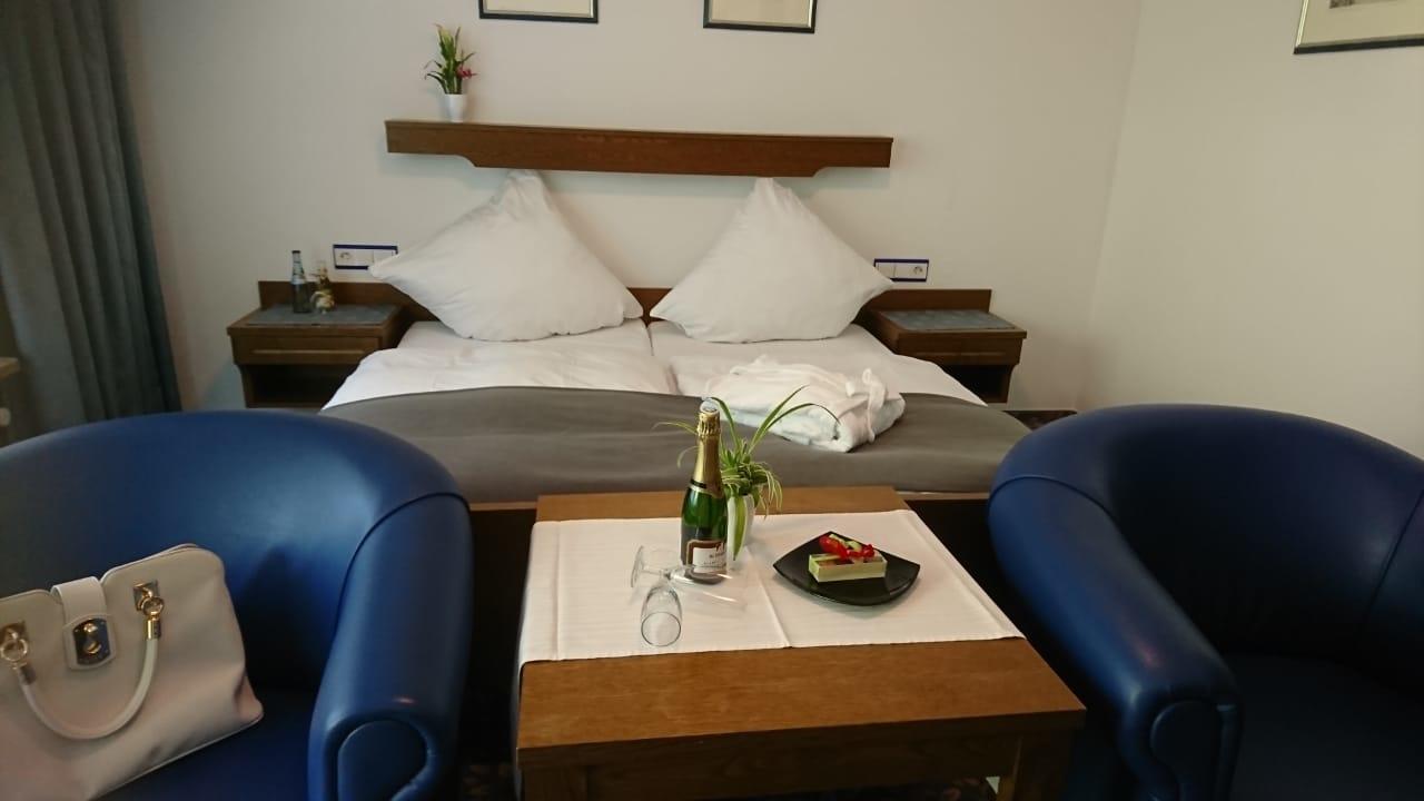 Cafe Blaich - Hotel Garni Hoefen an der Enz Bagian luar foto